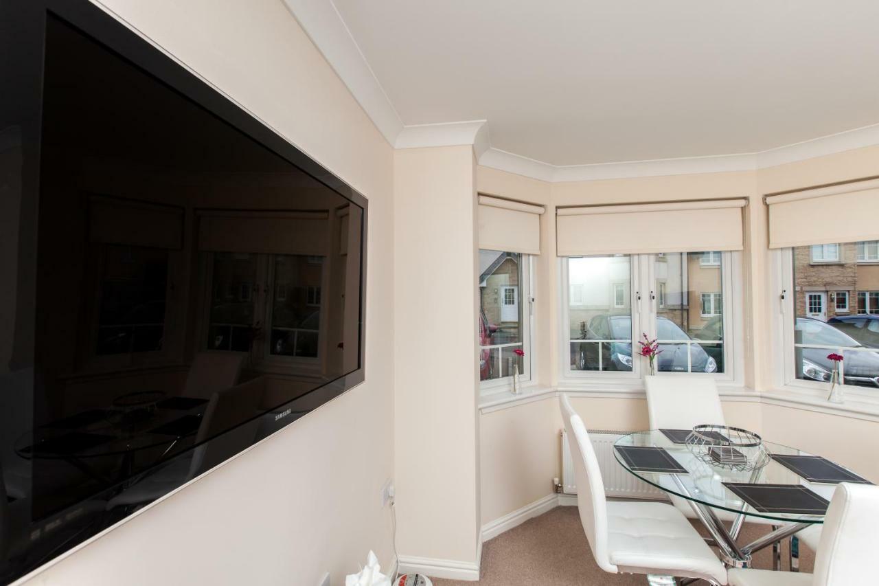 Dunfermline - Premium Two Bedroom Apartment - Kw Esterno foto